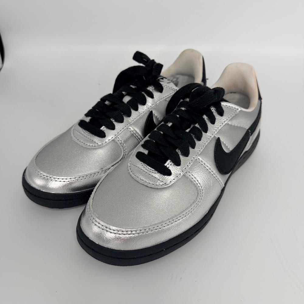 Nike Field General 82 Metallic Silver Black HQ7397-001 Womens 6 Mens 4.5